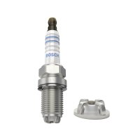 BOSCH 0 242 235 748 Zündkerze