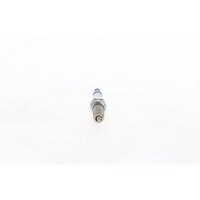 BOSCH 0 242 135 588 Zündkerze
