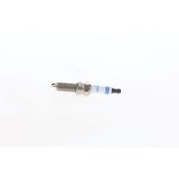 BOSCH 0 242 135 588 Zündkerze