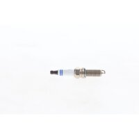 BOSCH 0 242 135 588 Zündkerze